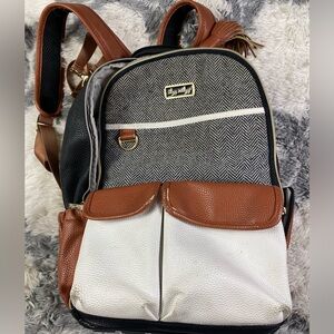 Itzy Ritzy Boss Backpack Diaper Bag coffee and cream color Baby Gear pockets